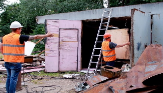 Демонтаж гаражей в Кропоткине, цена от 1790 руб. – услуги под ключ от 2Землекопа-Крп